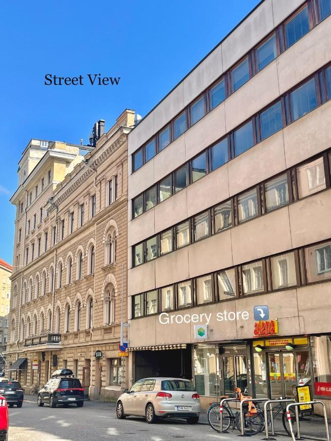 Stylish Studio At The Heart Of Helsinki Lägenhet Exteriör bild